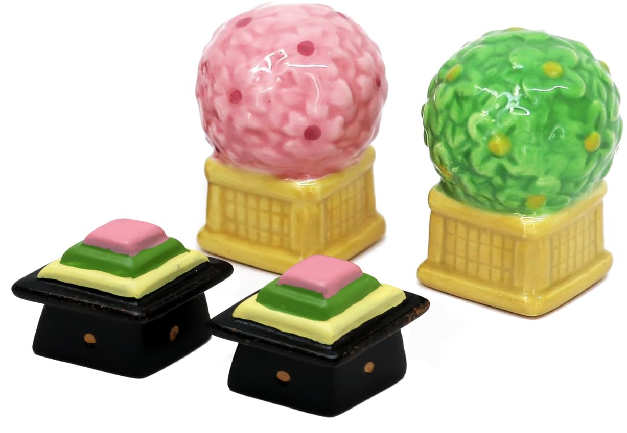 Osaka Choseido Hina Doll Accessories Miniature Diamond Rice Cake with Cherry Blossom and Mandarin Orange 4cm Single for Hina Hinamatsuri Festival