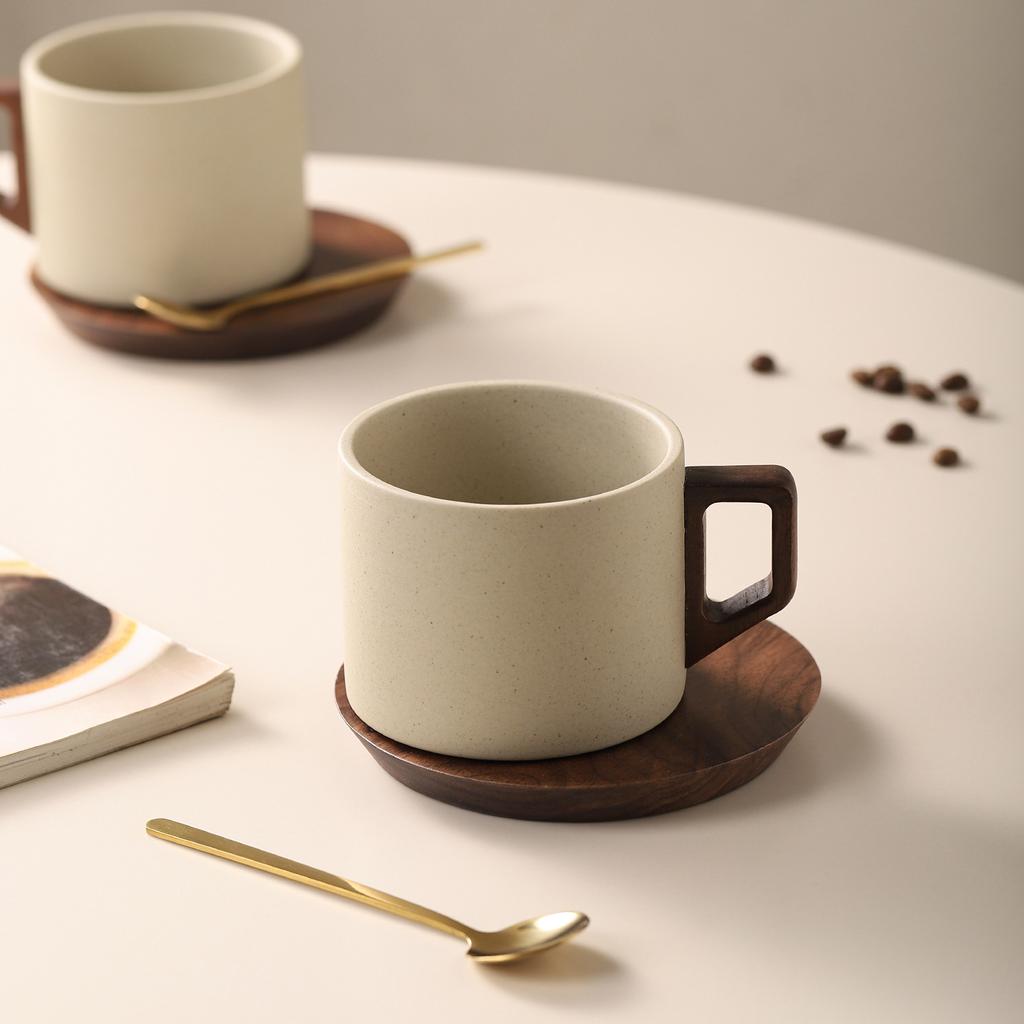 Creative Wooden Handle Ceramic Coffee Cup and Saucer Vintage Brown Afternoon Tea Dessert Cup Office 300ml Coffee Cup Home Decor