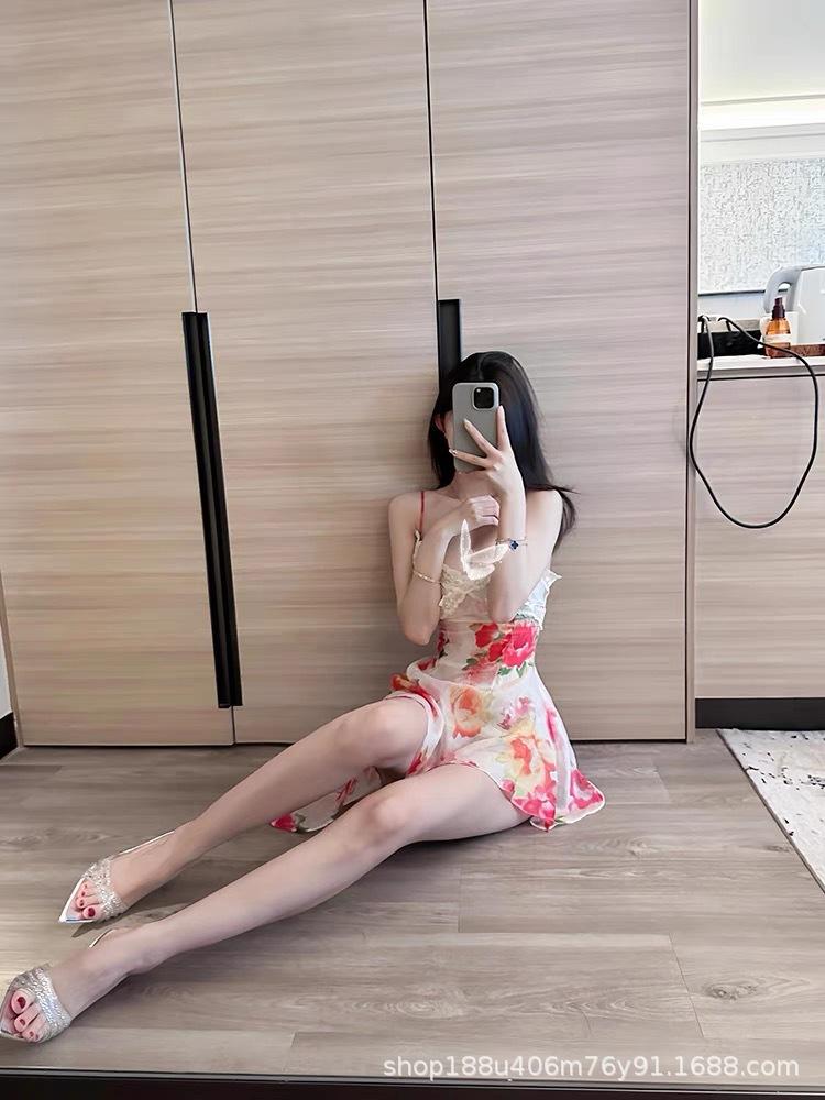 

[Spot] New pointed silver pvc rhinestone one-word slippers women s stiletto high heels pointed sandals 34