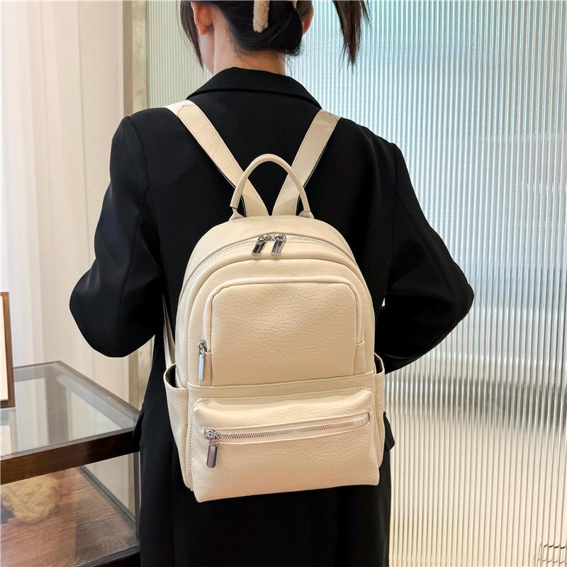 New Style Women's Large-capacity Soft Leather Travel Backpack, Fashionable and Trendy Student Backpack
