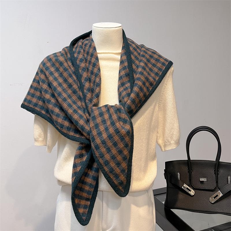 Autumn and winter double-sided plaid 100 wool scarf women's style sub-triangle scarf scarf thickened warm shawl