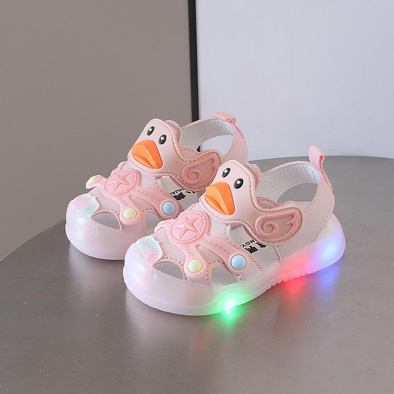 

Baby Shoes Summer New LED Lighting Baby Sandals Comfortable Girls Sandals Soft soled Baby boy walking shoe Versatile Boys Shoes 16insole11.5cm розовый