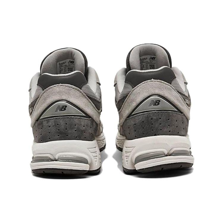 New Balance 2002R Light Dark Grey Men Sneakers Light-Grey M2002RJD