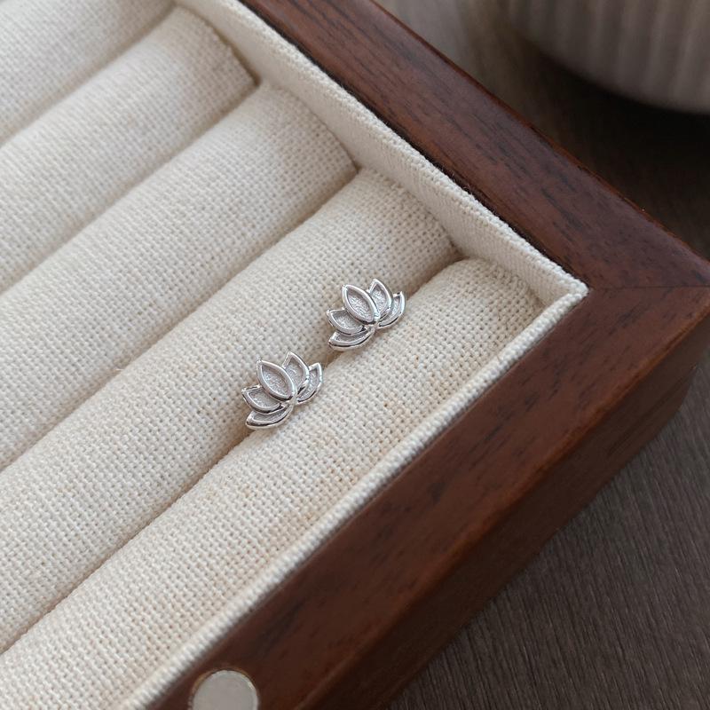 S999 Sterling Silver Chinese Lotus Stud Earrings for Women - Elegant, Simple Design with Ear Hole Care.