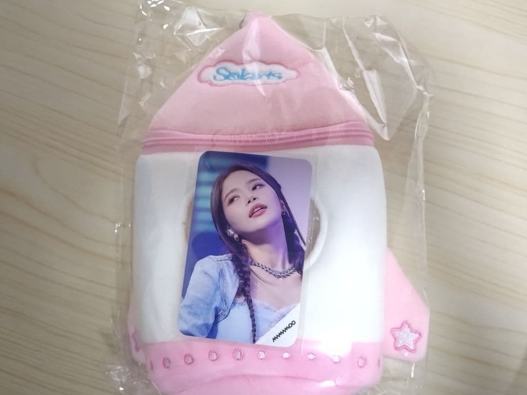 

[USED] mamamoo Solar (with photocard)