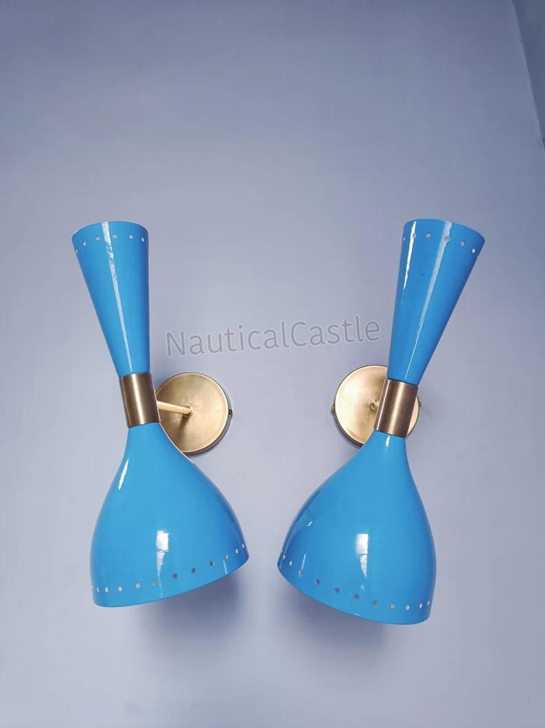 

Mid Century Italian Diabolo Wall Sconce Pair: Sky Blue & Brass синій