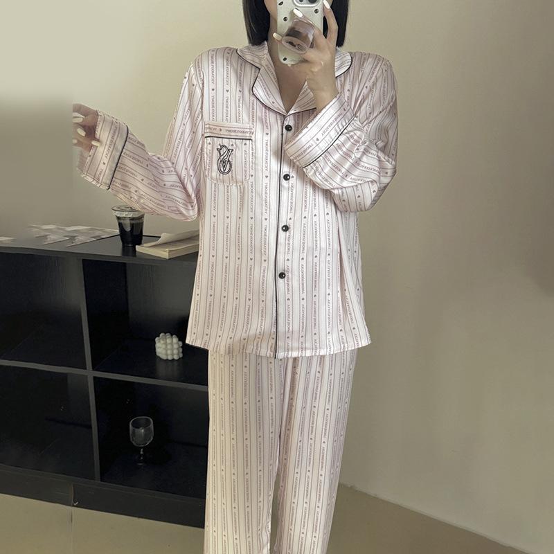 

«Новый стиль, полосатый комплект пижамного кардигана из шелка Ice Silk - женский комплект для дома с длинными рукавами, комплект из двух предметов» Medium