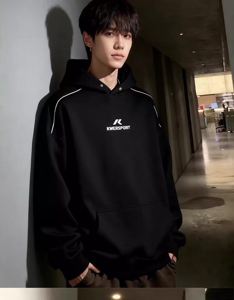 Men's Trendy Hooded Sweatshirt: Autumn/Winter Loose Pullover Hoodie Top