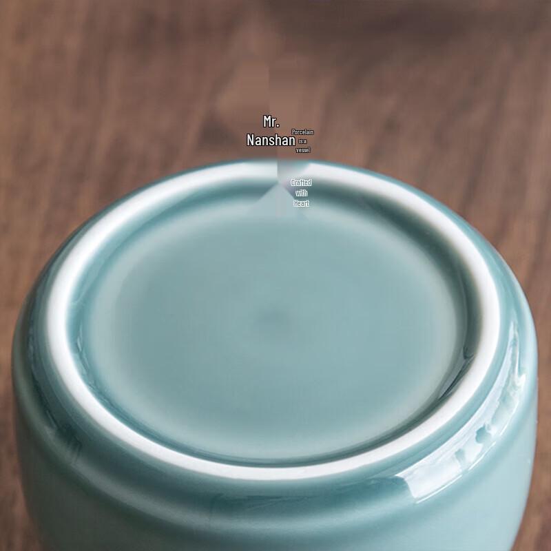 Nanshan Xiansheng Ceramic Tea Caddy with Aluminum Lid