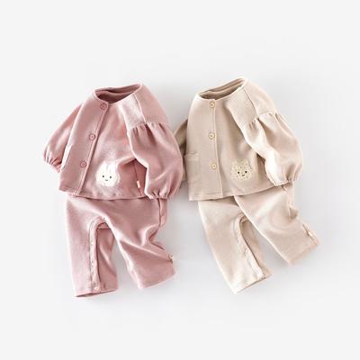 Para niños y niñas (menos de 3 años) – Conjuntos de ropa