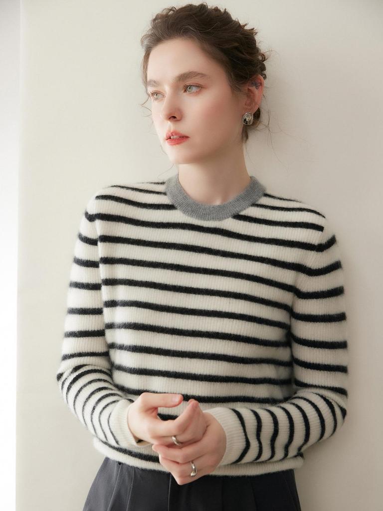 Autumn Winter Striped Round Neck Women's Cashmere Knit Sweater Pullover