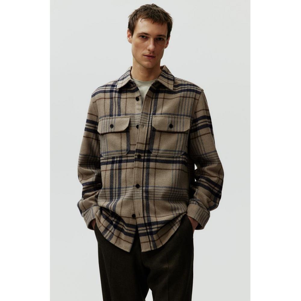 

Рубашка HM бежевая в клетку