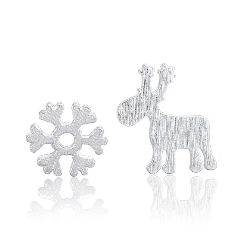 Minimalist Christmas Antler Stud Earrings For Women Small Delicate Fresh Temperament Versatile Cold Jewelry
