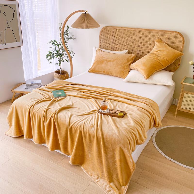 

Hodo Mink Fox Fleece Blanket