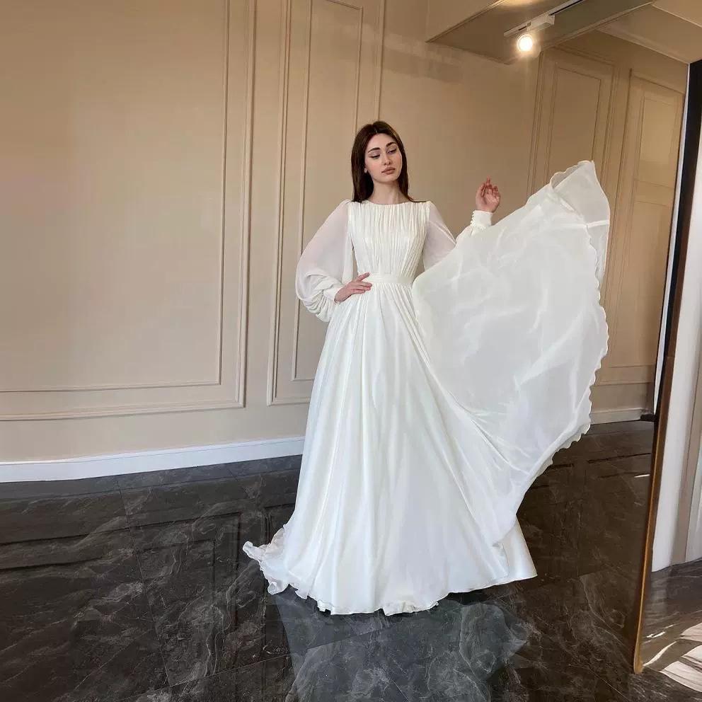 European-American Style White Lantern Pearl Tulle Wedding Gown