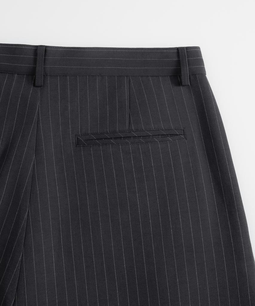 BRENSON Fluid Stripe Single-Pleat Slacks (Charcoal)