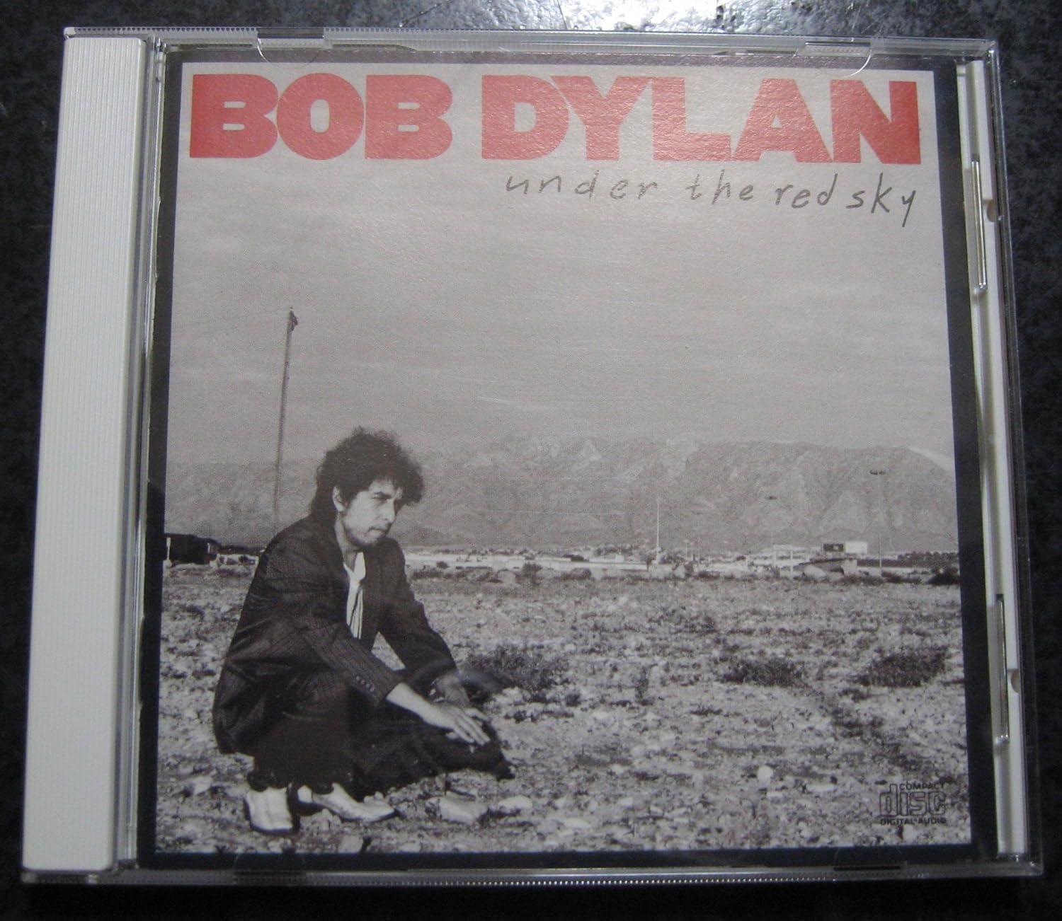 

CD BOB DYLAN - Under The Red Sky CSCS5270 CBS/Sony 1990 Япония Рок