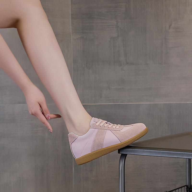 Inner height increase leather women's autumn new small platform sports and leisure shoes