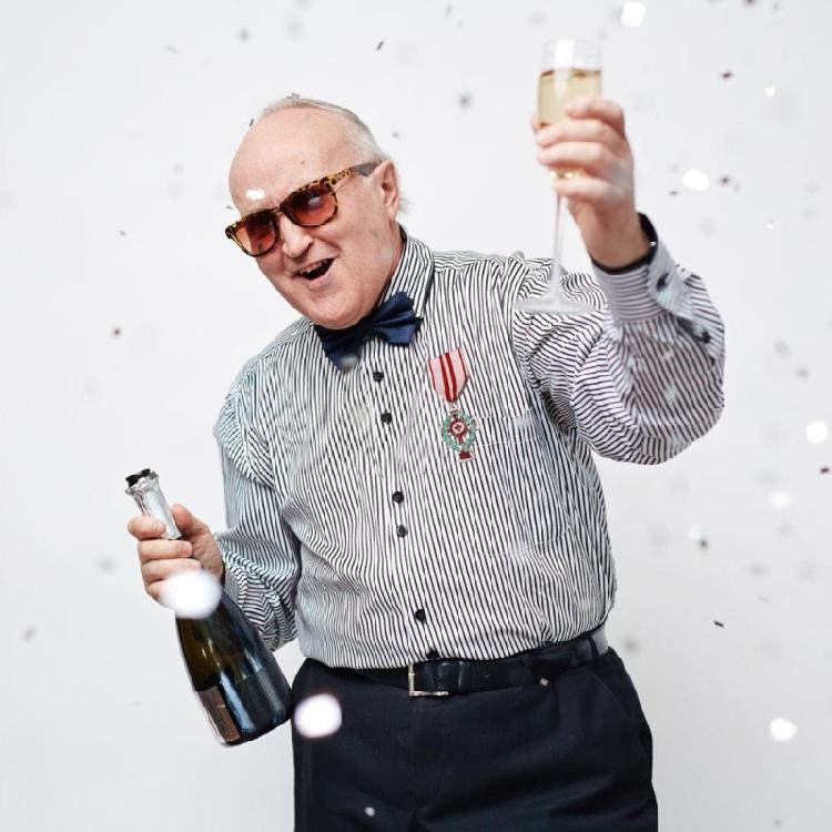 Österreichisch-Ungarische Kreuze Medaillen Anstecknadel Militärische Medaillen Anstecknadeln Dekorative Brosche Schmuck