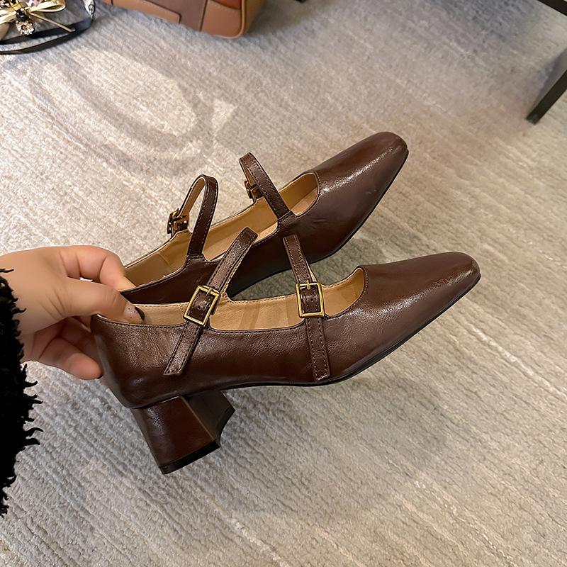 

2025 spring new French retro Mary Jane single shoes square head thick heel commuter OL high heel single shoes women 40