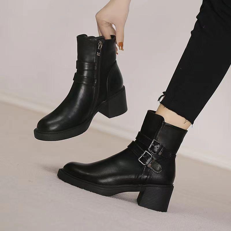 Womens Ankle Boots Fashion Belt Buckle Soft Leather Boots Plush Warm Winter Boots for Women Heel Casual Leather Boot Botas Mujer