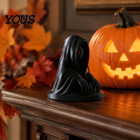 Mini 3D Printed Figures Halloween Cloaked Ghost Figurine with Red Eyes, Matte PLA Material Crafts Black Gothic Ornament for Desk Cabinet Escape