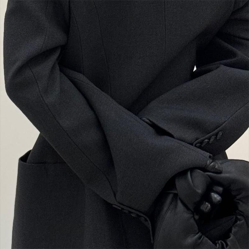 Elegantní sako s úzkým pasem pro ženy, ramenní vycpávky, dvouřadé zapínání, módní sako na dojíždění, jaro 2025, pouliční dámské svrchní oblečení, topy