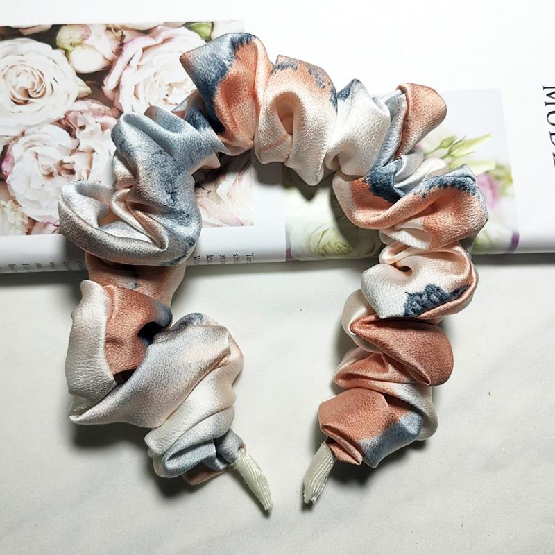 Lystrfac Solid Color Slik Padded Pleated Hairband for Women Fashion Scrunchy Headband Retro Hair Loop Female Hair Accessories