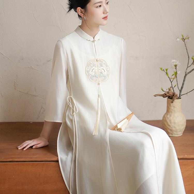 Women's Elegant Embroidered Zen Tea Ceremony Dress - Summer 2026 Chinese Style Flowing Fairy Qipao