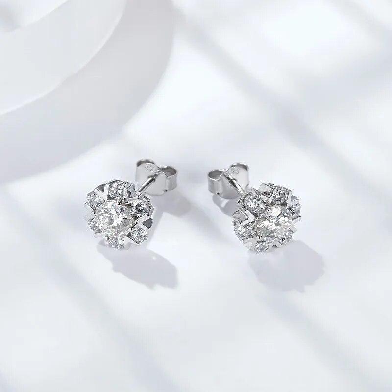 Snowflake 0.5 Carat 5MM D Color 925 Sterling Silver Moissanite Diamond Anniversary Wedding Stud Earrings for Woman
