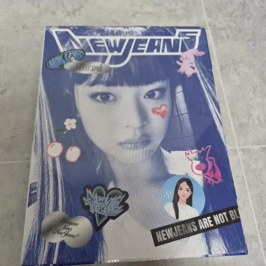NEW JEANS 1st Album Honey Version New Product