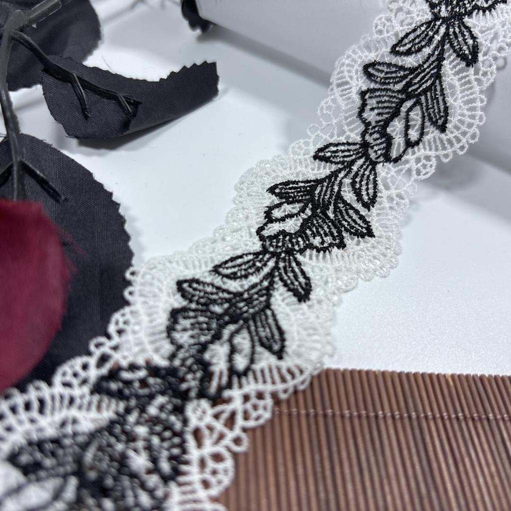 4.5cm Wide Two-tone Polyester Lace, Narrow Hollow Crocheted Lace Trim for Garment, Dress, Lingerie, Underwear, Bra, Sewing & Crafting