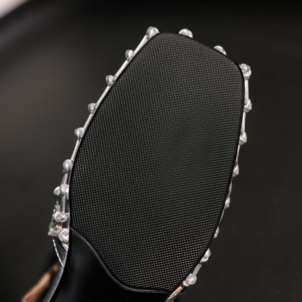 Fashion Women's New Summer European and American Comfortable Leather Cowhide Hollow Bird's Nest Low Heel Baotou Large size Roman Sandals