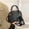 Today's popular fashion mother and child bags spring new versatile shoulder messenger bags shell bags women
