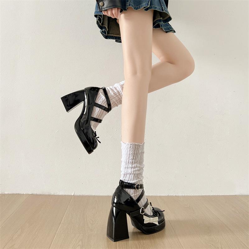 Black French small man height increase thick heel high heels women's 2025 new autumn versatile round head Mary Jane single shoes