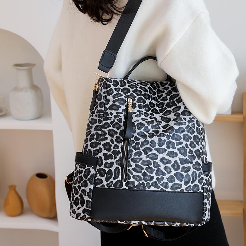 Fashion Designer Style Women Backpack Large Capacity Travel Backpack Purses Female Shoulder Bag School Bags Ladies Bookbag