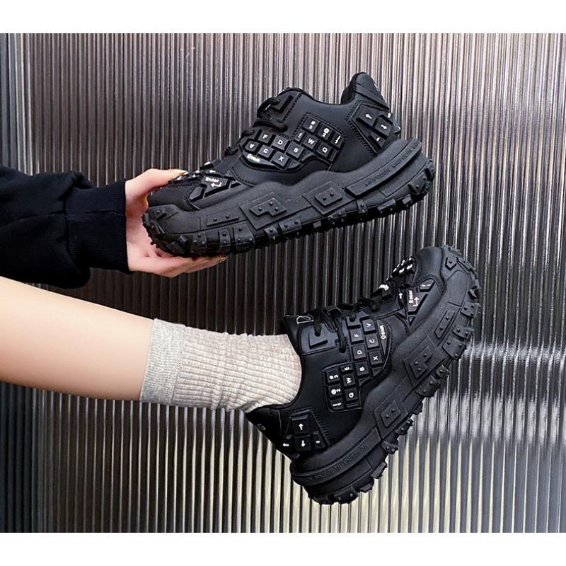 New Women Classic Casual Shoes Chunky Platform Sneakers Height Increasing Dad Shoes Comfortable Athletic Walking Shoes