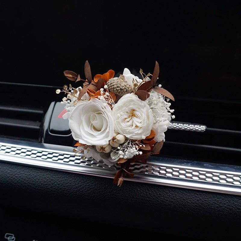 Car Aromatherapy Water Ornament,Air Vent Decoration Accessory with Perfume Diffuser,Creative Interior Decoration Vehicle