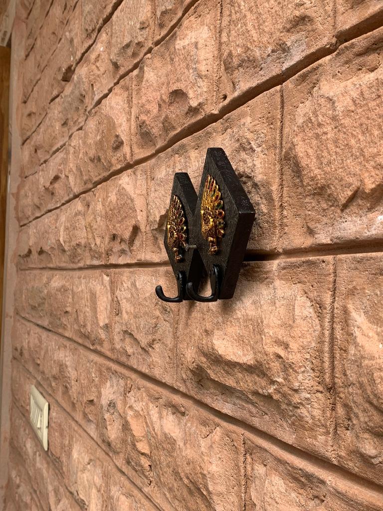 Hand Painted Wooden Peacock Wall Hooks: Black & White Decor