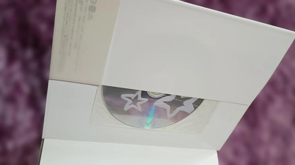 [USED] Yui Aragaki Photobook Chura Chura DVD with bonus photos