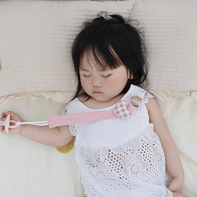 Infant Soother Holder Lovely Designs Secure Not Drop Chain Safe & Not Toxic Toddler Pacifier Leash Comfortable Touch