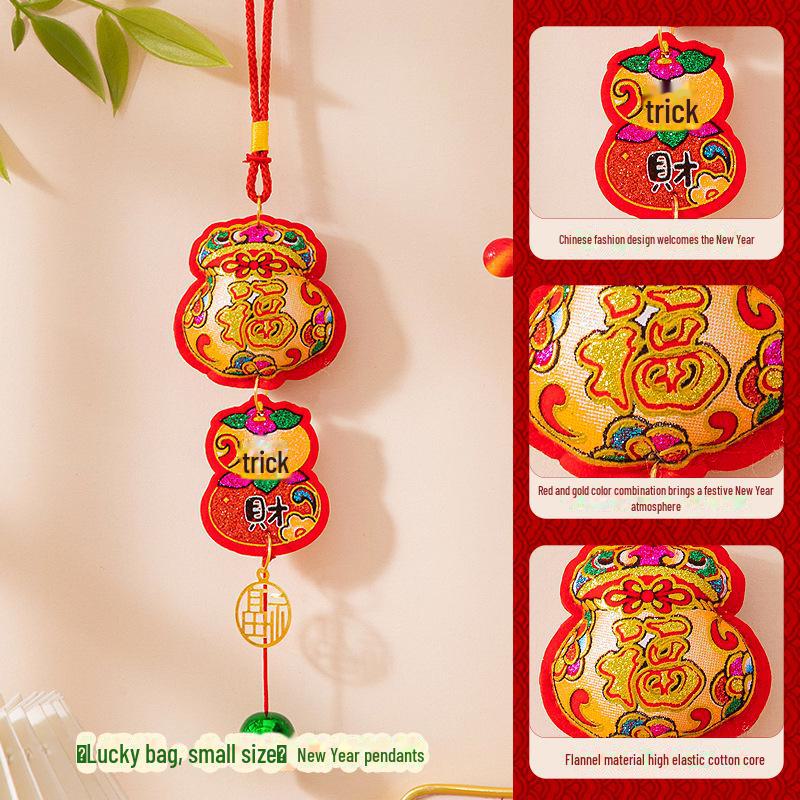 Pandantiv Festivalul de Primăvară Anul Șarpelui 2025 - Clopoțel de vânt Zeul Bogăției Fu pentru decorarea de Anul Nou în scena sufrageriei.