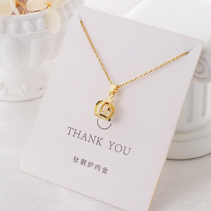 Versatile Luxury Titanium Steel Necklace with a Colorfast Pendant - Simple Niche Design Clavicle Chain for Women.