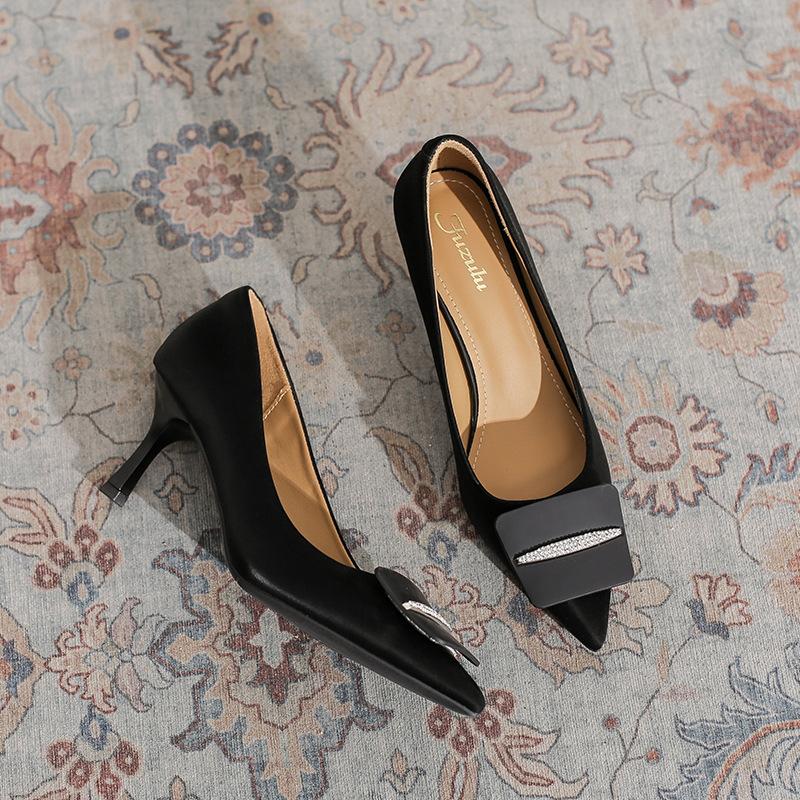 French high heels women's stiletto 2025 spring new burgundy satin light mouth professional commuter fashion single shoes women