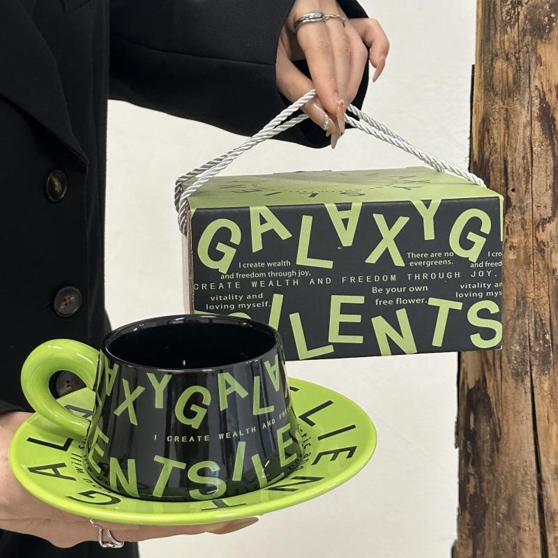 

Инс Ретро Американский Керамический Набор Кофейной Чашки и Блюдца Чашка для Послеобеденного Чая Оригинальный Подарок Сувенир Высокого Класса 300-400ml