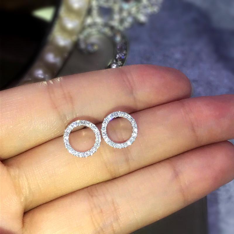 Huitan Delicate Water Drop Shaped Stud Earrings Luxury Silver Color Crystal CZ Ear Earrings for Women Fashion Versatile Jewelry
