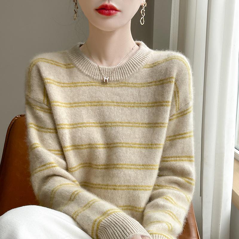 Women's Striped Pure Wool Round Neck Sweater, Autumn/Winter Collection, Seven-Gauge, Loose Fit, Thick Knitted Long Sleeve Pullover.