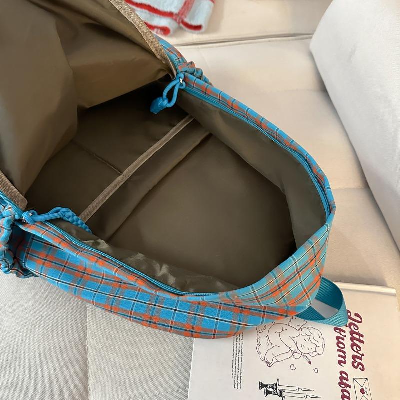 Simple Plaid Nylon Backpack Retro Large Capacity Casual Backpack with Multiple Pockets Suitable for Daily and Student Use