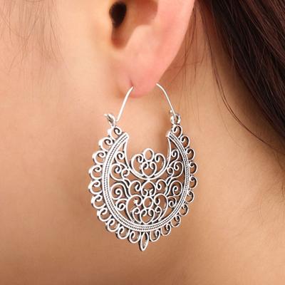 Women Retro Bohemia Carved Flower Hollowed Drop Hanging Earrings Fashion Jewelry Gift