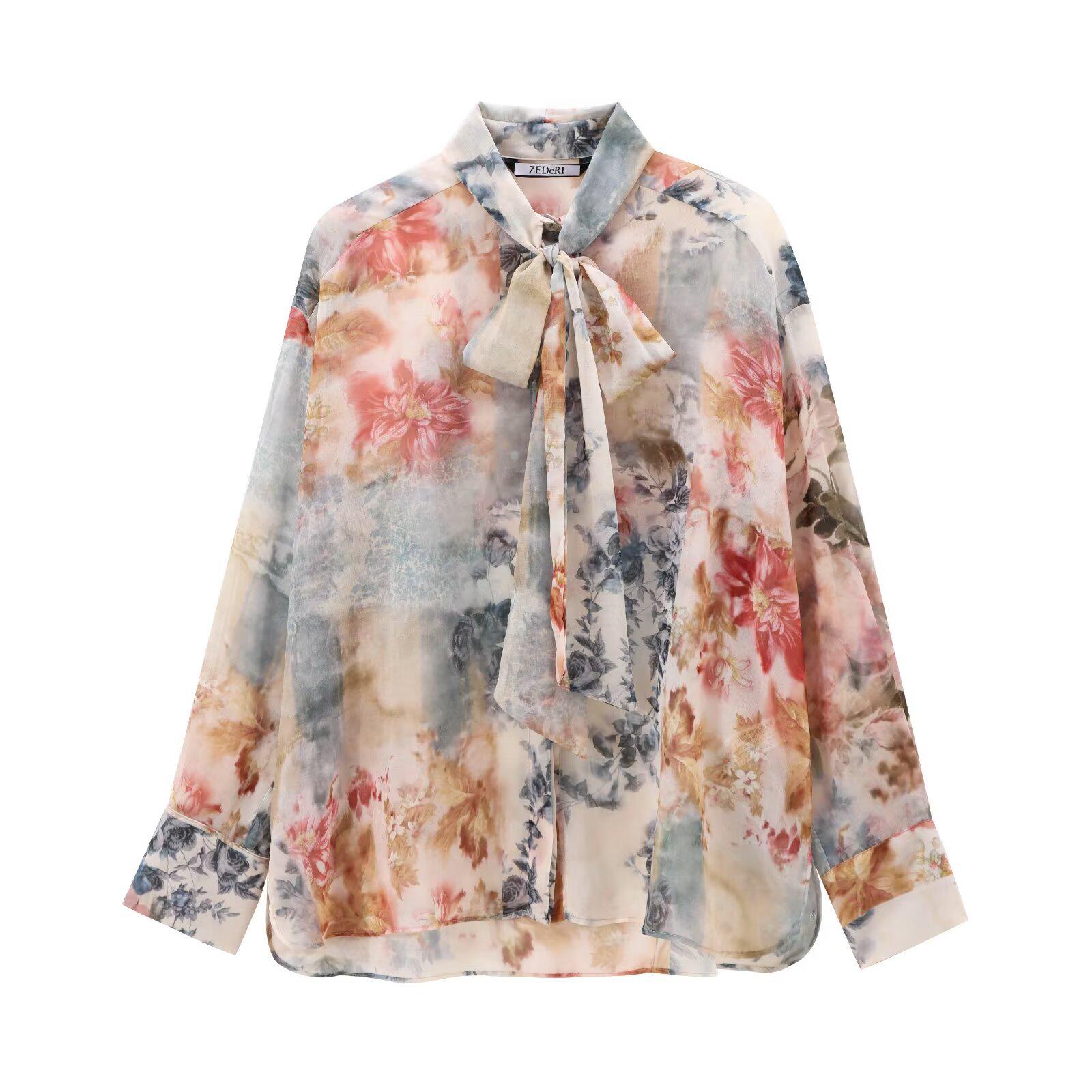 

Women s Retro Chic Floral Bowknot Shirt - European & American Style S